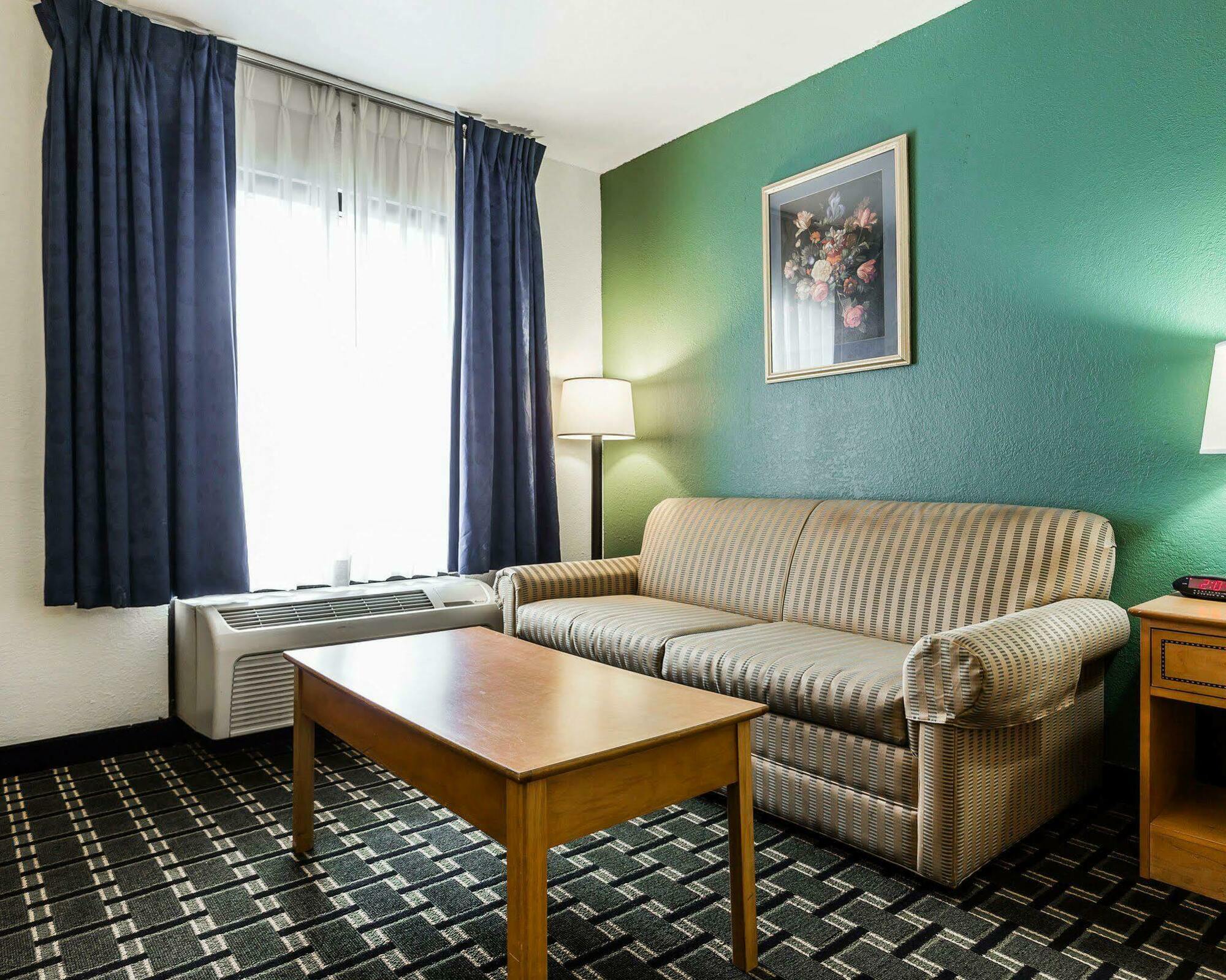 Quality Inn Coliseum North Charleston Eksteriør bilde